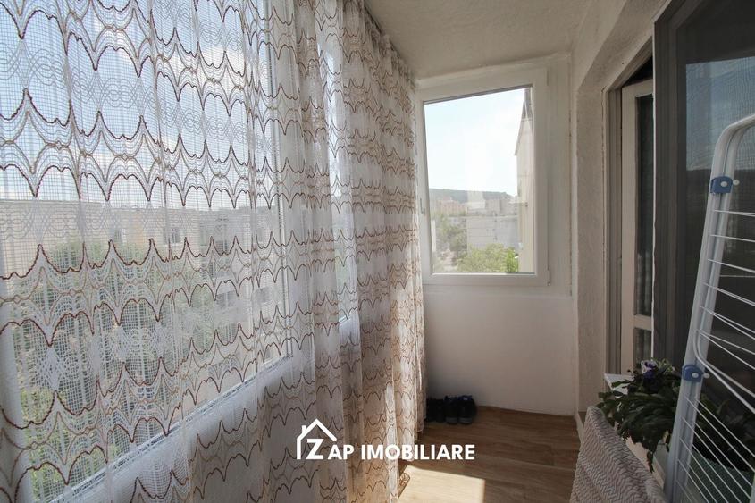 Apartament cu 2 camere decomandat, mobilat în Tudor