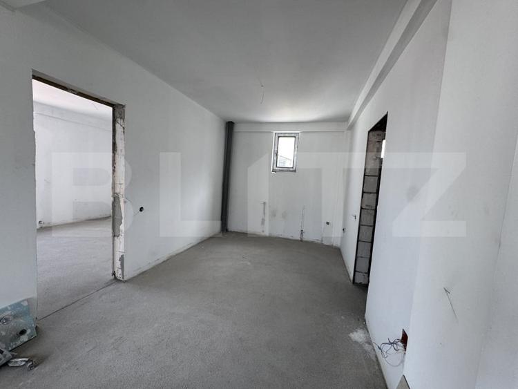 Apartament cu 2 camere decomandat în Exterior Est