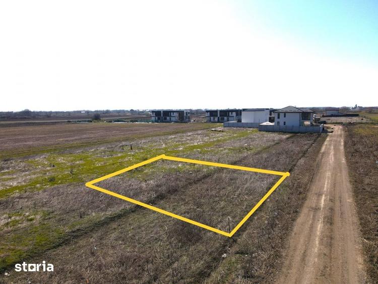Teren de 319 mp, în Vidra