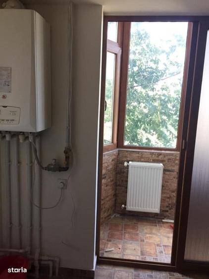 Apartament cu 4 camere în Micro 18