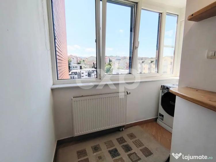 Apartament cu 4 camere semidecomandat în Zorilor