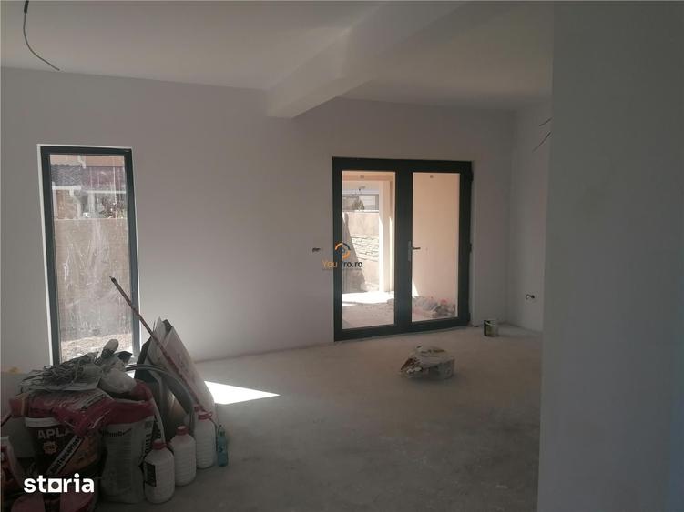 Casă cu 4 camere cu Teren 200 Mp în Sânandrei
