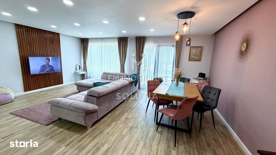Casă cu 4 camere cu Teren 676 Mp în Groși