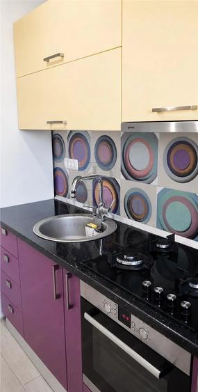 Apartament cu 3 camere în Dumbrăvița