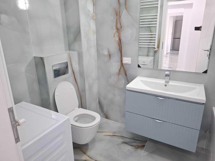 Apartament cu 2 camere decomandat în Runcu