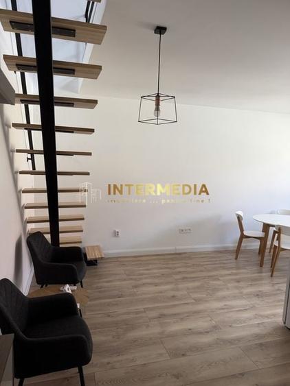 Apartament cu 3 camere decomandat, mobilat în Central