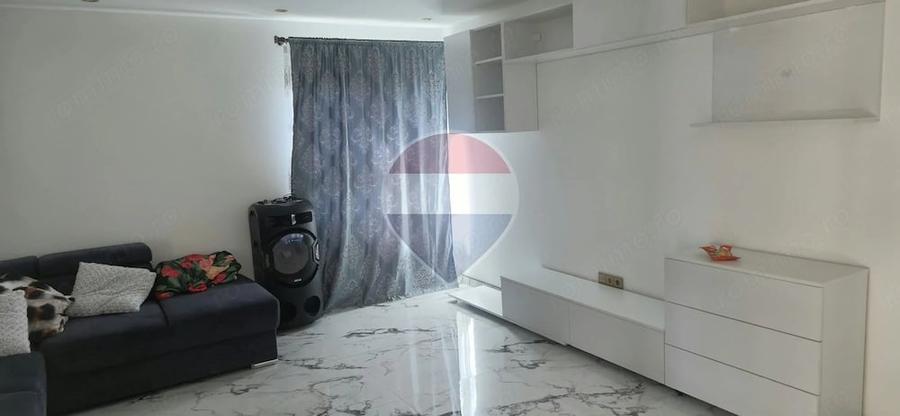 Casă cu 4 camere cu Teren 2608 Mp în Săuca