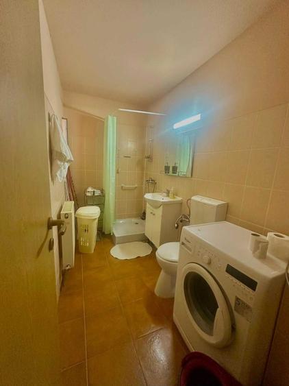 Apartament cu 2 camere decomandat în Vasile Aaron