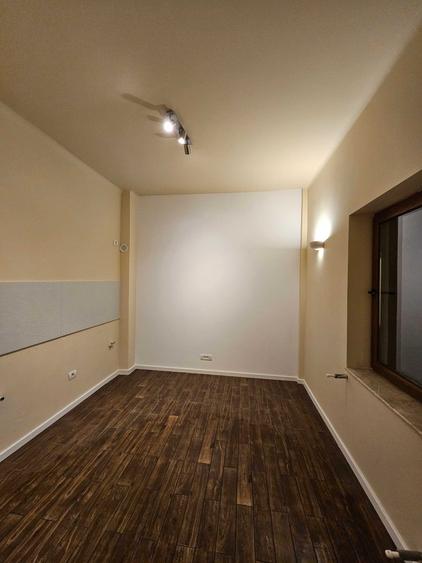 Apartament cu 4 camere în Peninsula