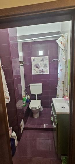 Casă individuală cu 5 camere cu Canalizare în Brâncoveanu
