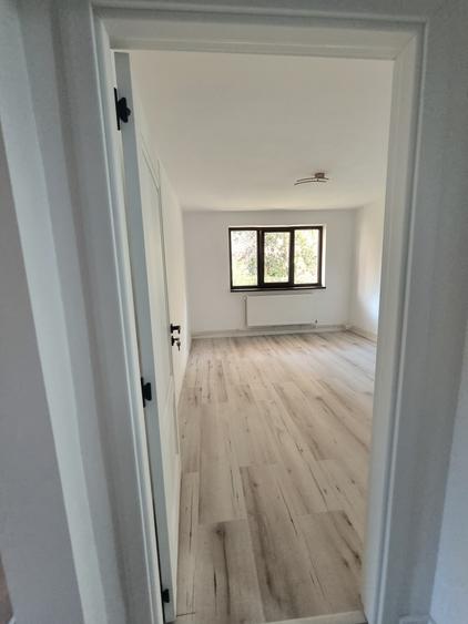Apartament cu 2 camere decomandat în Micro 5