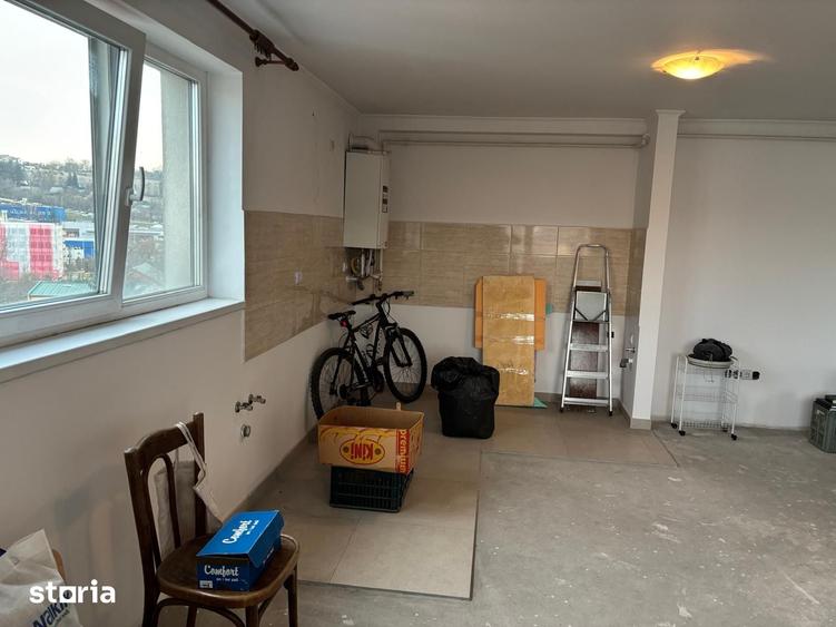 Apartament cu 3 camere în Dâmbul Rotund