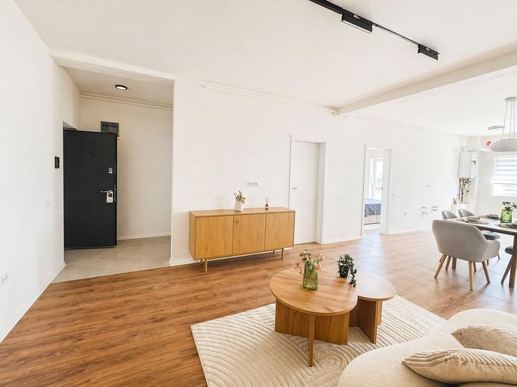 Apartament cu 2 camere semidecomandat, mobilat în Moșnița Nouă