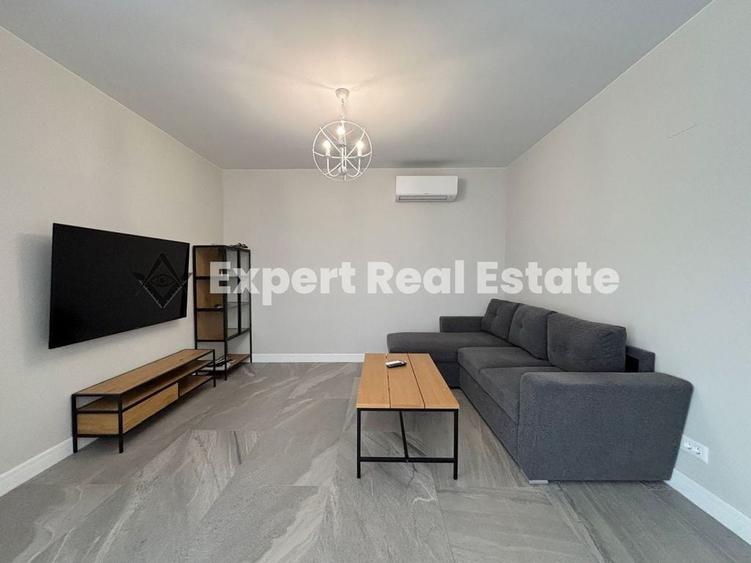 Casă cu 4 camere cu Teren 500 Mp în Tunari