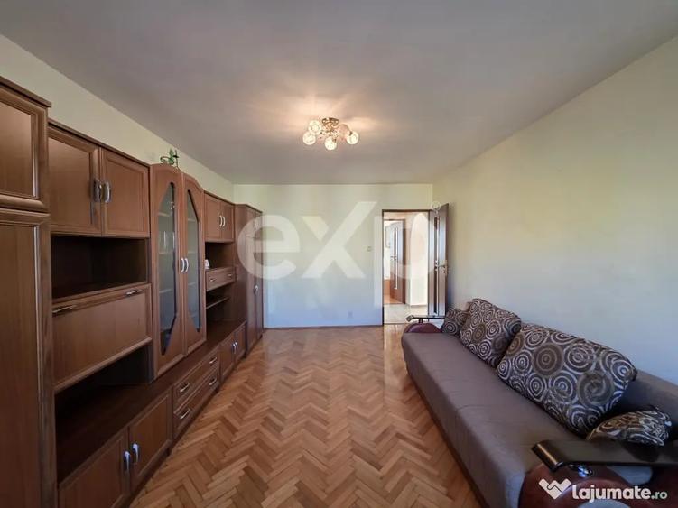 Apartament cu 2 camere decomandat în Zorilor