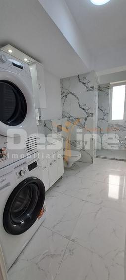 Apartament cu 2 camere semidecomandat, mobilat în Valea Adâncă