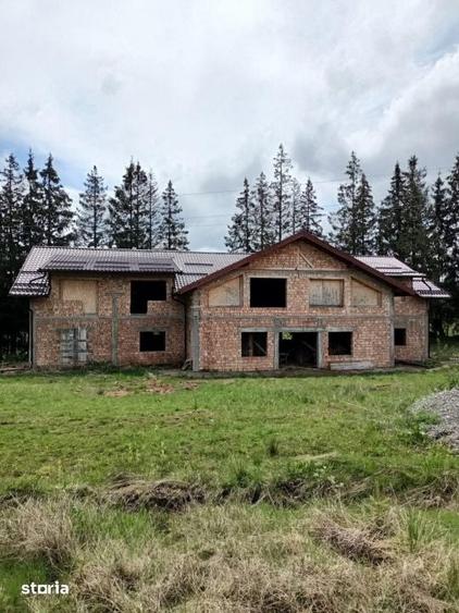 Teren de 4851 mp, în Râșca