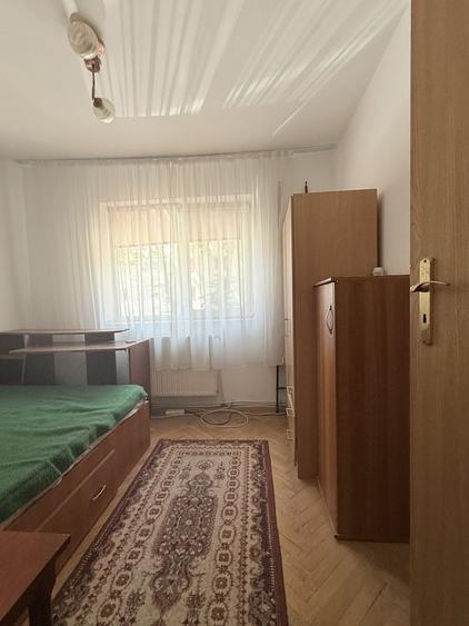 Apartament cu 2 camere nedecomandat în Central