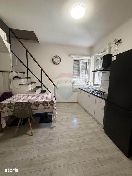 Apartament cu 4 camere în Brazda lui Novac