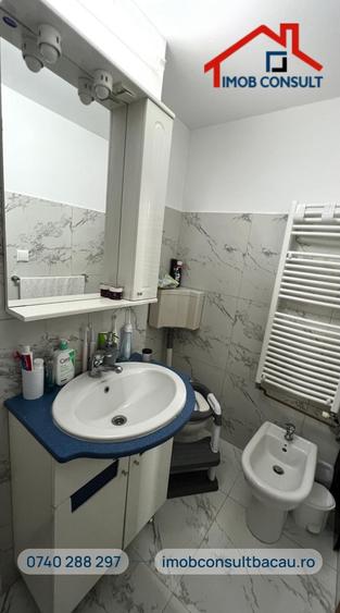 Apartament cu 2 camere decomandat în Banca Națională