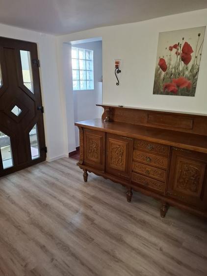 Casă cu 3 camere în Sânnicoară