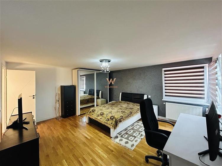 Apartament cu 4 camere decomandat în Sub Arini