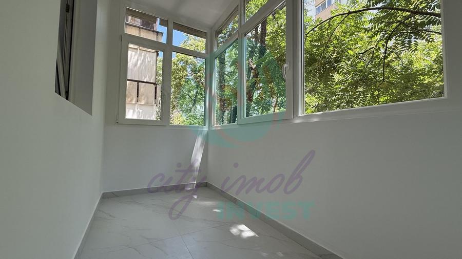Apartament cu 2 camere decomandat în Decebal