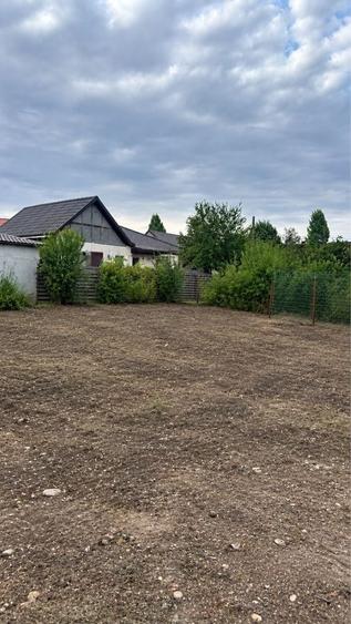 Teren de 350 mp, în Lumina