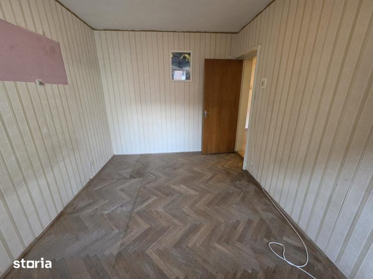 Apartament cu 4 camere în Titan