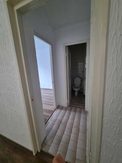 Apartament cu 2 camere semidecomandat în Malu Roșu