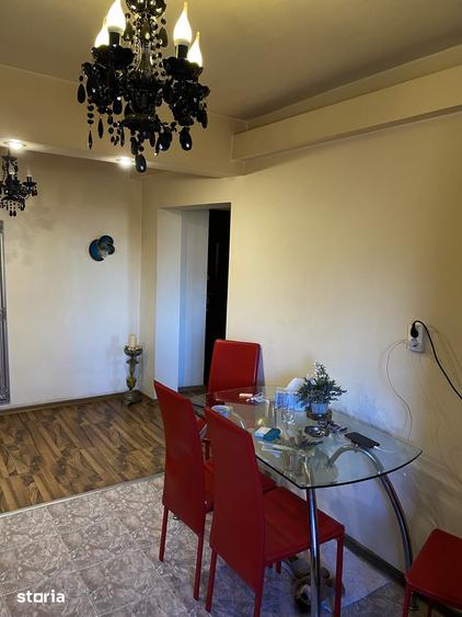 Apartament cu 2 camere decomandat în Exterior Vest