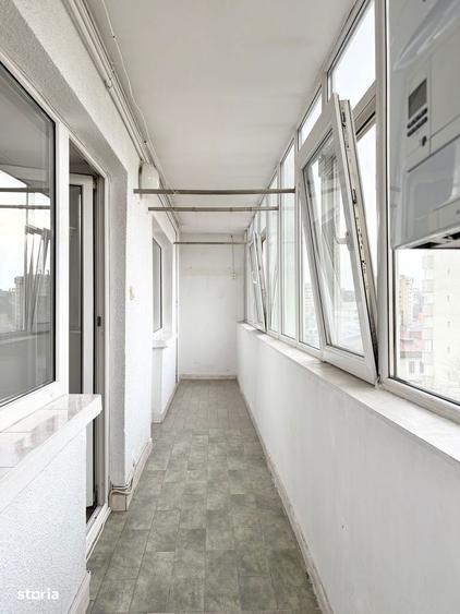 Apartament cu 4 camere, mobilat în Decebal