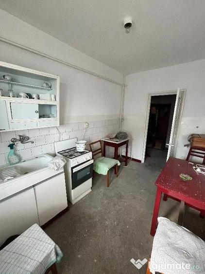 Apartament cu 2 camere decomandat în Dorobanți
