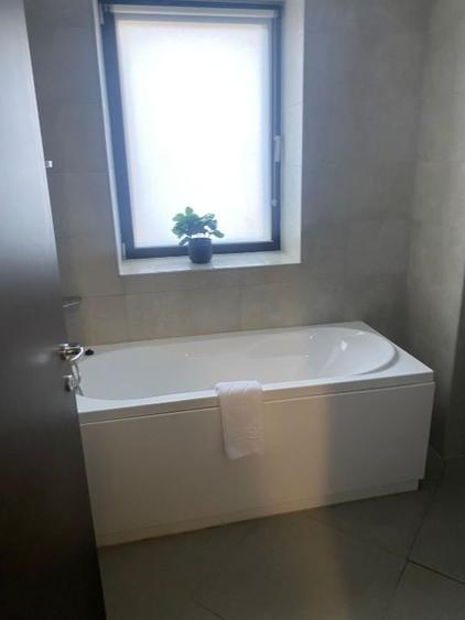 Apartament cu 4 camere decomandat, mobilat în 13 Decembrie