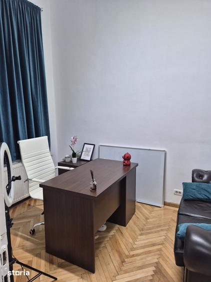 Casă cu 6 camere cu Teren 250 Mp în Unirii