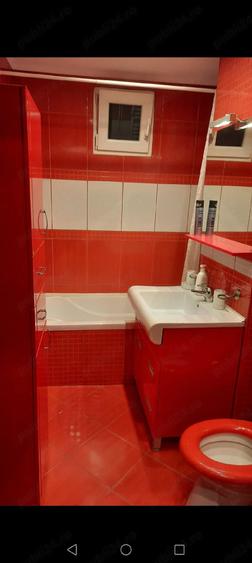 Apartament cu 3 camere decomandat în Nufărul