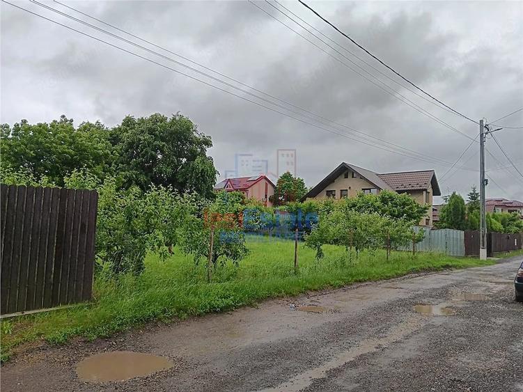 Teren de 514 mp, în Valea Ursului