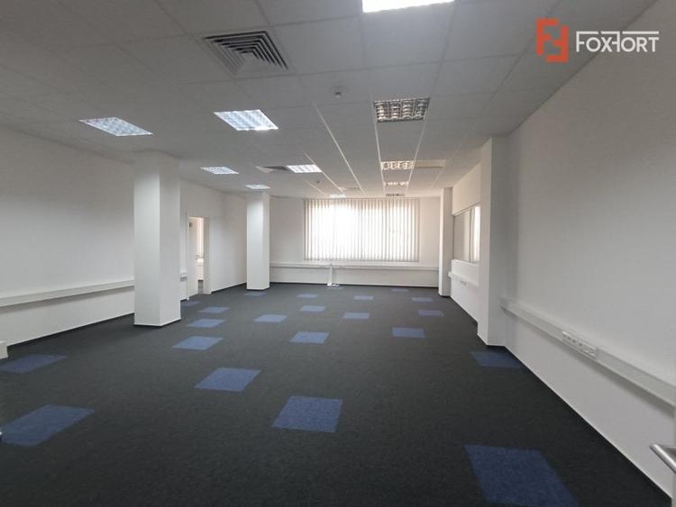 Birou, de 760 mp, în Spitalul Județean