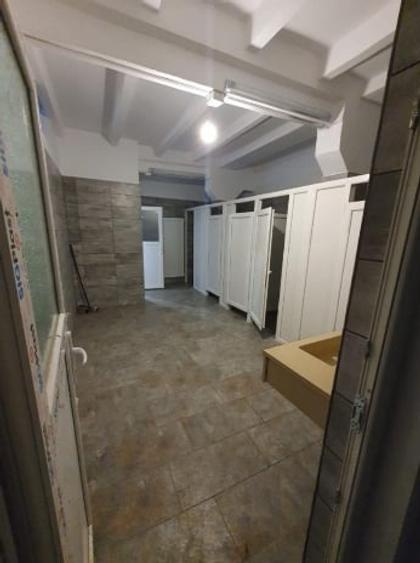 Spațiu industrial, de 2,200 mp, în Bariera Vâlcii