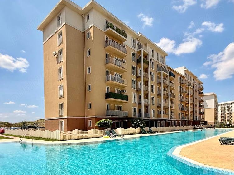 Apartament cu 4 camere decomandat în Pipera