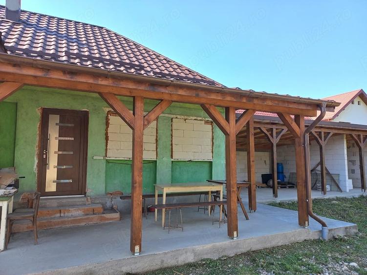 Casă cu 2 camere cu Teren 3200 Mp în Fărcașa