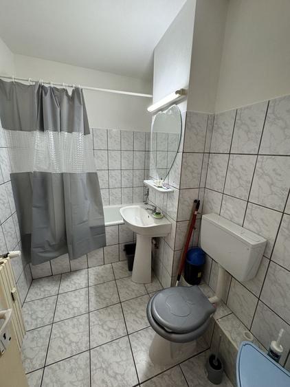 Apartament cu 2 camere decomandat în Steaua