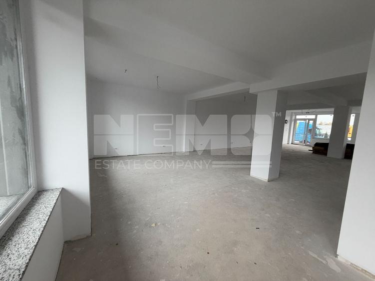 Spațiu comercial, de 120 mp, în Sud