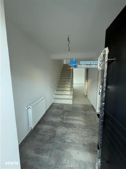 Casă cu 6 camere cu Teren 200 Mp în Central