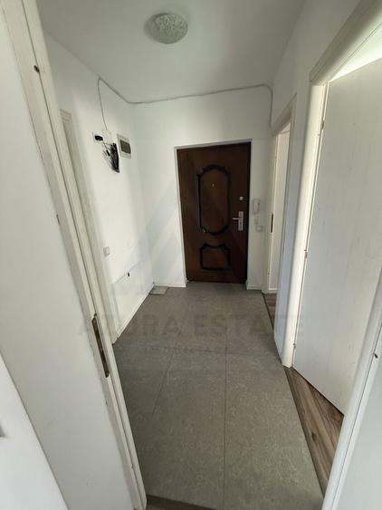 Apartament cu 2 camere decomandat, mobilat în Nord-Vest