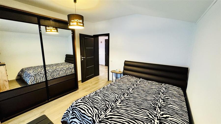 Apartament cu 3 camere decomandat, mobilat în Valea Lupului