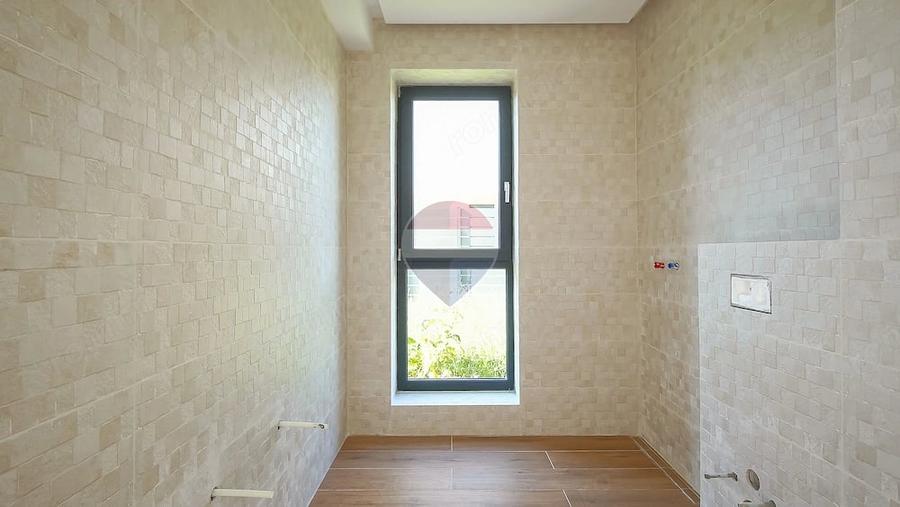 Casă cu 4 camere cu Teren 538 Mp în Ghimbav Livadă