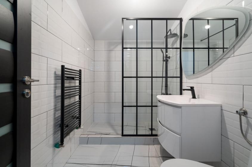 Apartament cu 2 camere, mobilat în Ultracentral