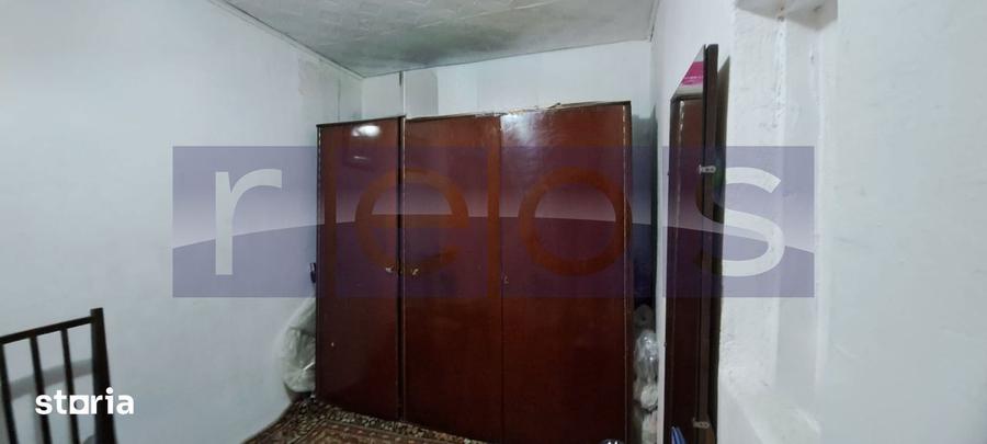 Casă cu 5 camere cu Teren 1100 Mp în Central
