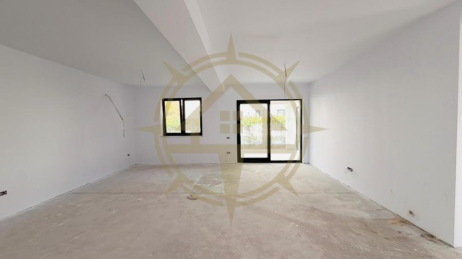Casă cu 6 camere cu Teren 400 Mp în Corbeanca